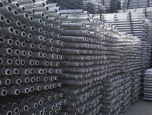 盘扣脚手架立杆：